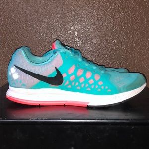 GUC Women’s Nike Pegasus 31